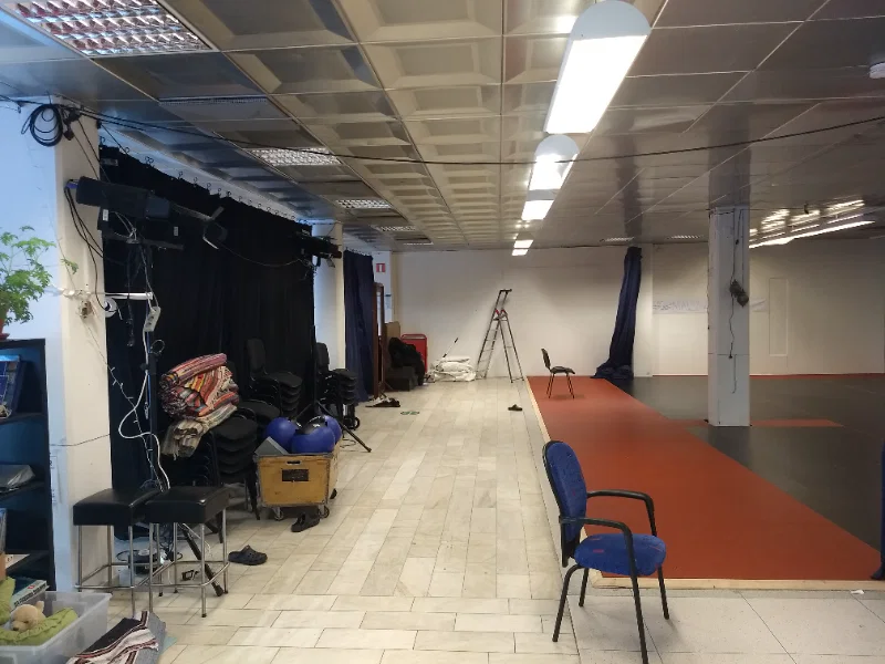 Scen och gradäng